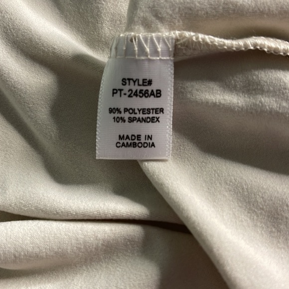 Zenana side slit t shirt - Picture 3 of 5